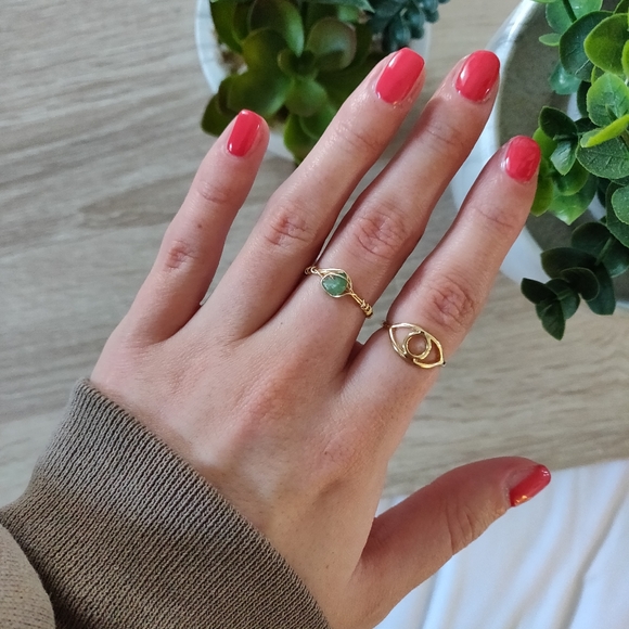 3/$20 GREEN ADVENTURINE CRYSTAL RING - Picture 3 of 3